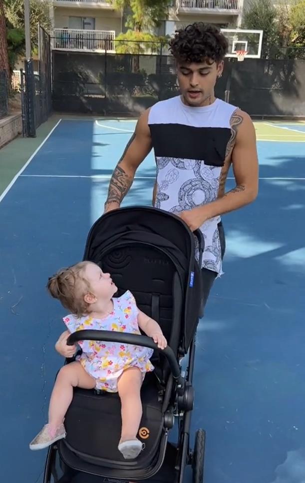 Elittle Baby Stroller Loved by Tiktok Famous Influencer